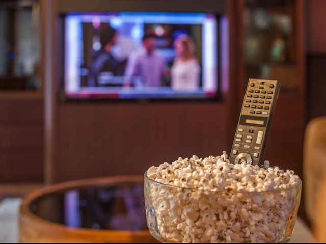 Americans watch TV an average of 4 hours per day, among those who watch the most in the world