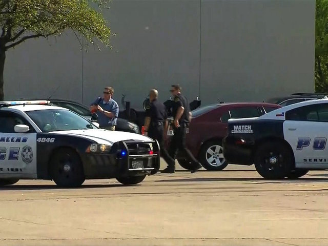 Dallas police officer dies after shooting