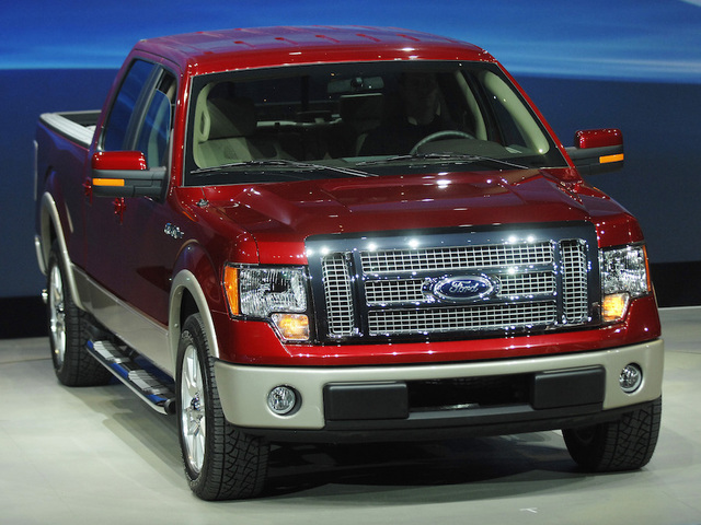 Ford suspends production of F-150 trucks