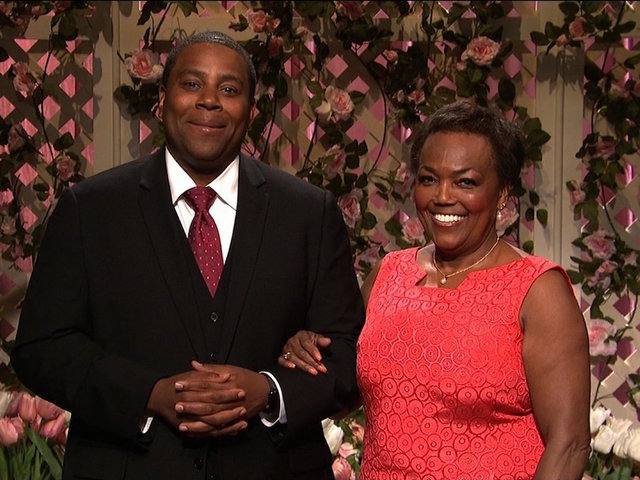 Moms of 'SNL' cast critique show's political sketches