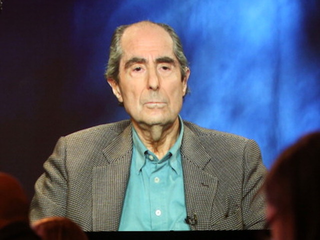 Philip Roth: Prolific Pulitzer Prize-winning novelist dies