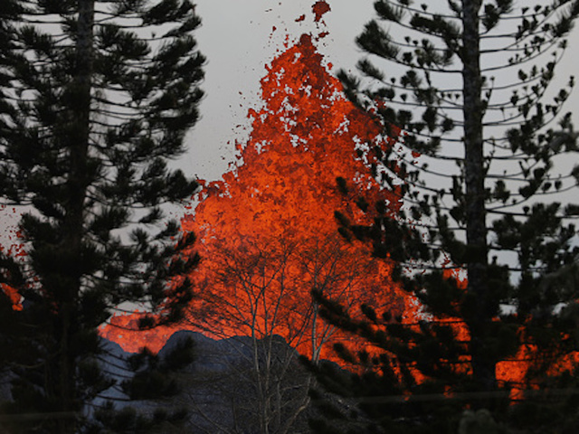 No, you shouldn't roast marshmallows over Hawaii volcanic vents, USGS says