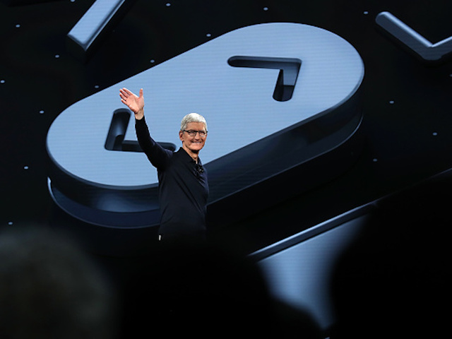 Apple previews iOS 12: Memoji, tech addiction tool, group FaceTime