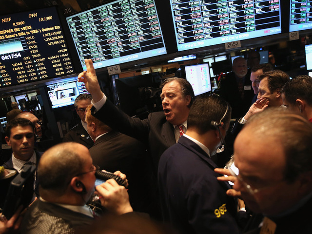 Dow soars 500 points as investors cheer fat corporate profits
