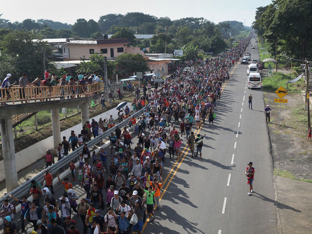 Trump considers ways to deny migrants entrance, asylum at U.S. border