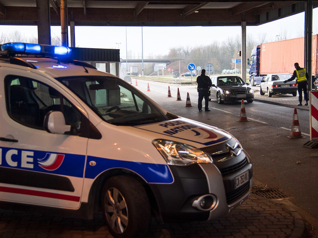 Anti-terror police join manhunt for Strasbourg gunman